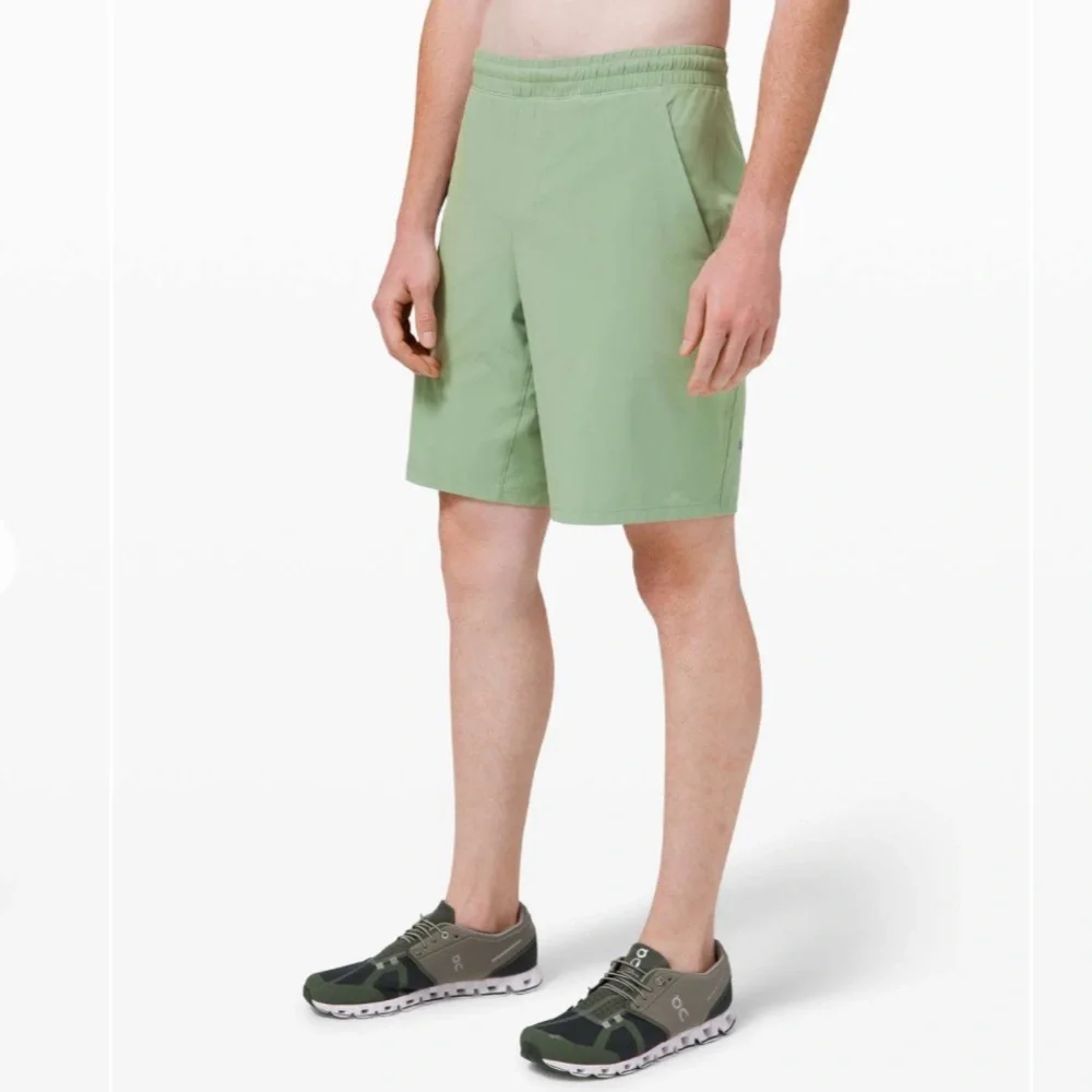 Lululemon Pace Breaker Shorts 9